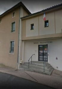 Carte grise à la Sous-Préfecture de Rochechouart (87)