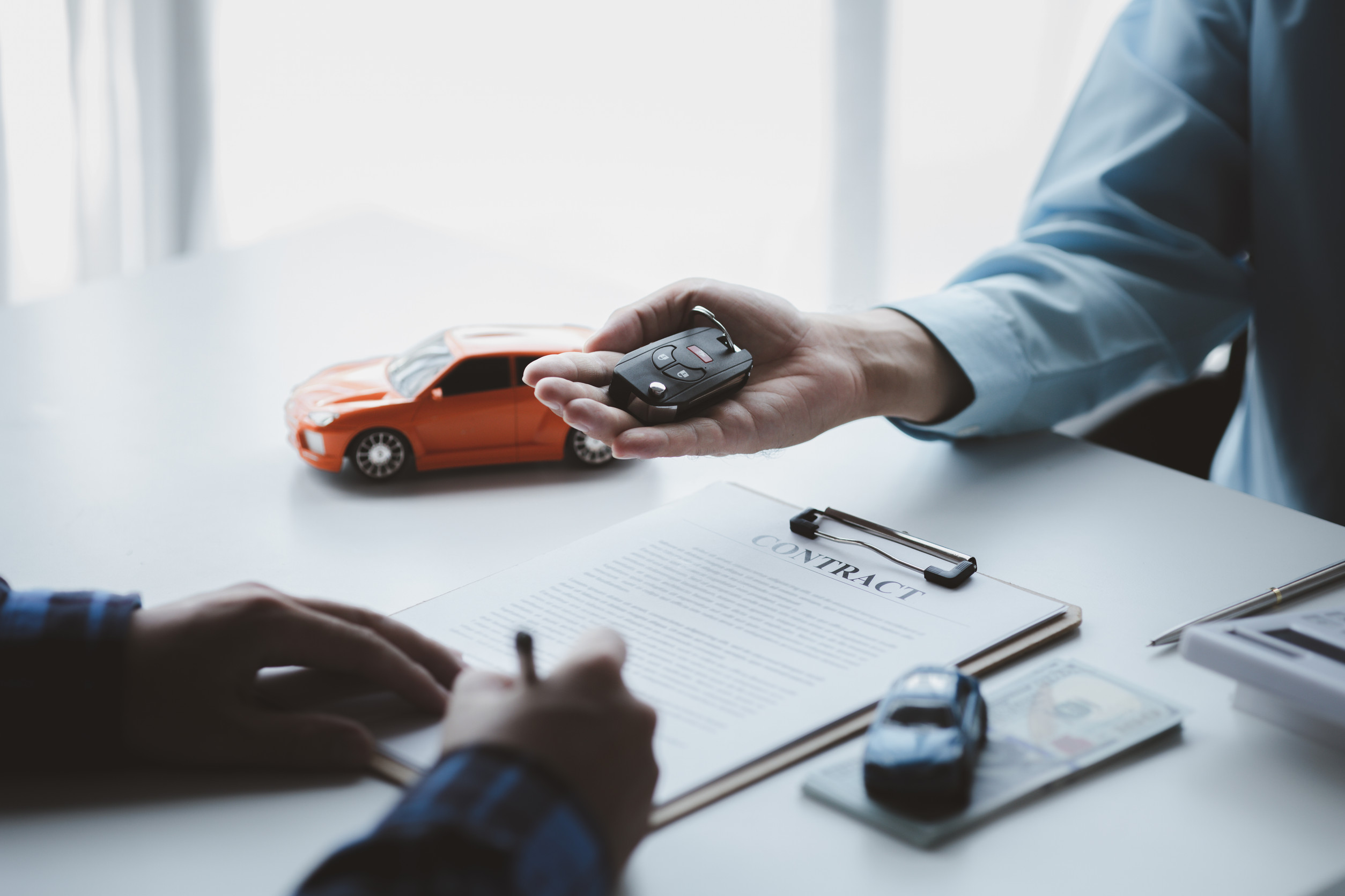 Assurance auto tous risques ou au tiers